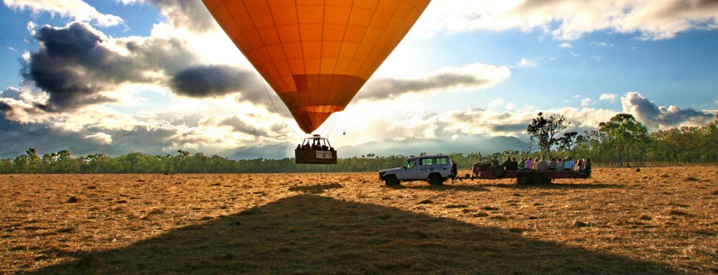 Hot-Air-Balloon-Scenic-Flight-and-transfers-Port-Douglas-combination-tours